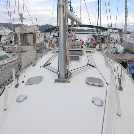 Botel Sailboat Thetis